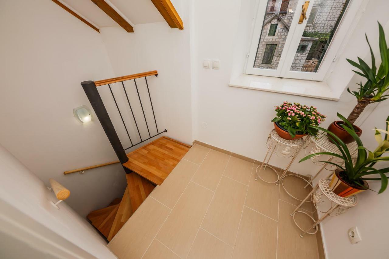 Apartman Mare Каштела Экстерьер фото