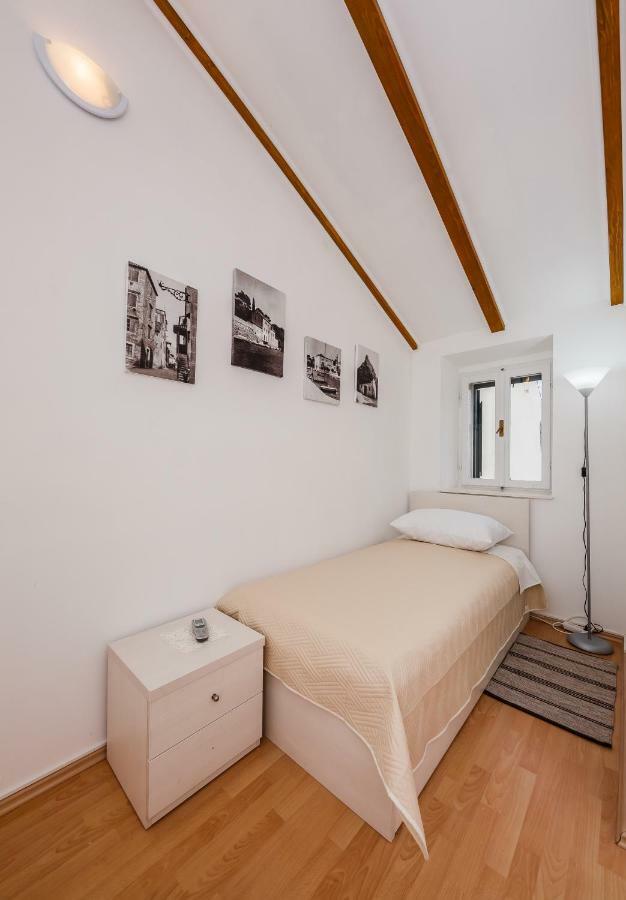 Apartman Mare Каштела Экстерьер фото
