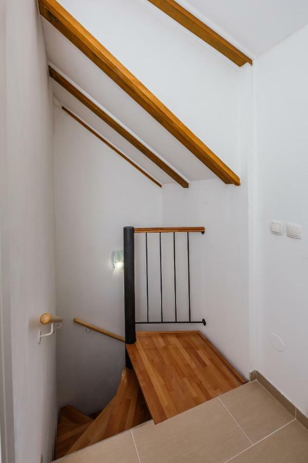 Apartman Mare Каштела Экстерьер фото
