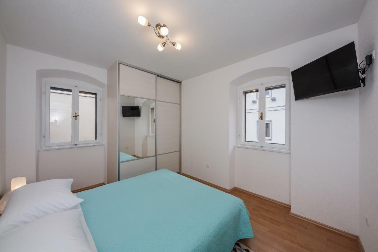 Apartman Mare Каштела Экстерьер фото