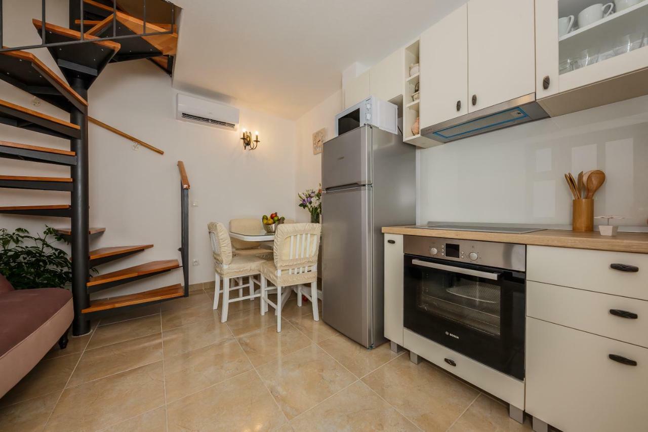 Apartman Mare Каштела Экстерьер фото