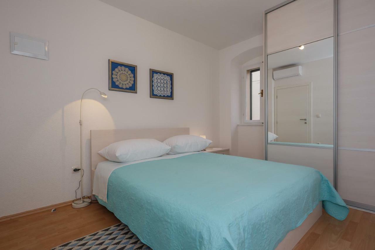 Apartman Mare Каштела Экстерьер фото