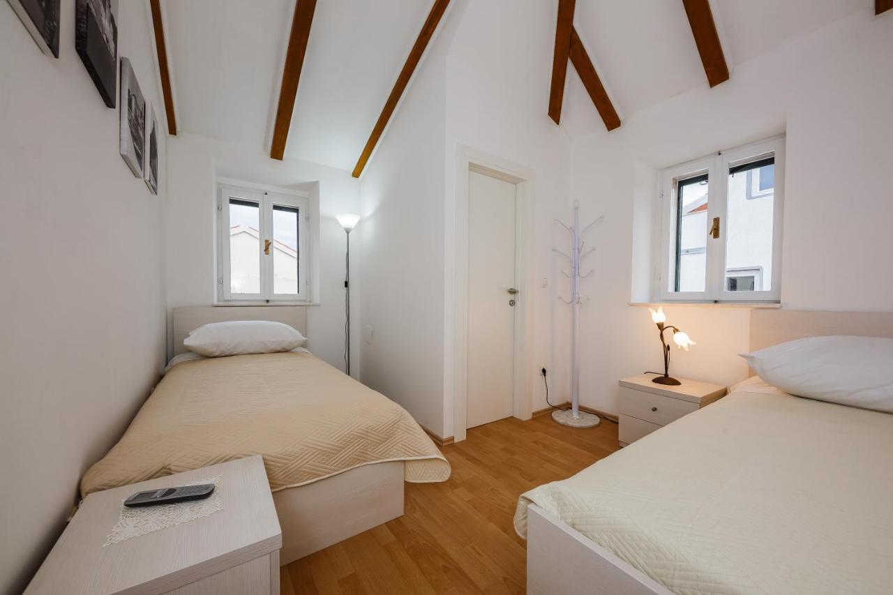 Apartman Mare Каштела Экстерьер фото